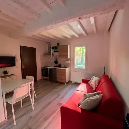 アパート Terrazza Montegrappa *