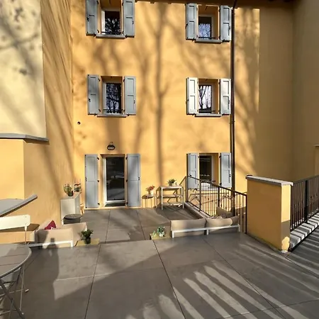 Terrazza Montegrappa Реджонель-Эмилия